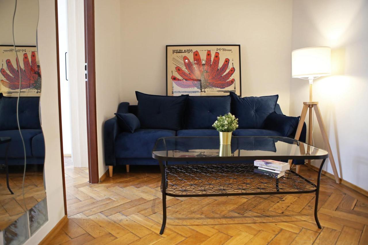 Classic Apartments Pilsudskiego Street Krakow Bagian luar foto