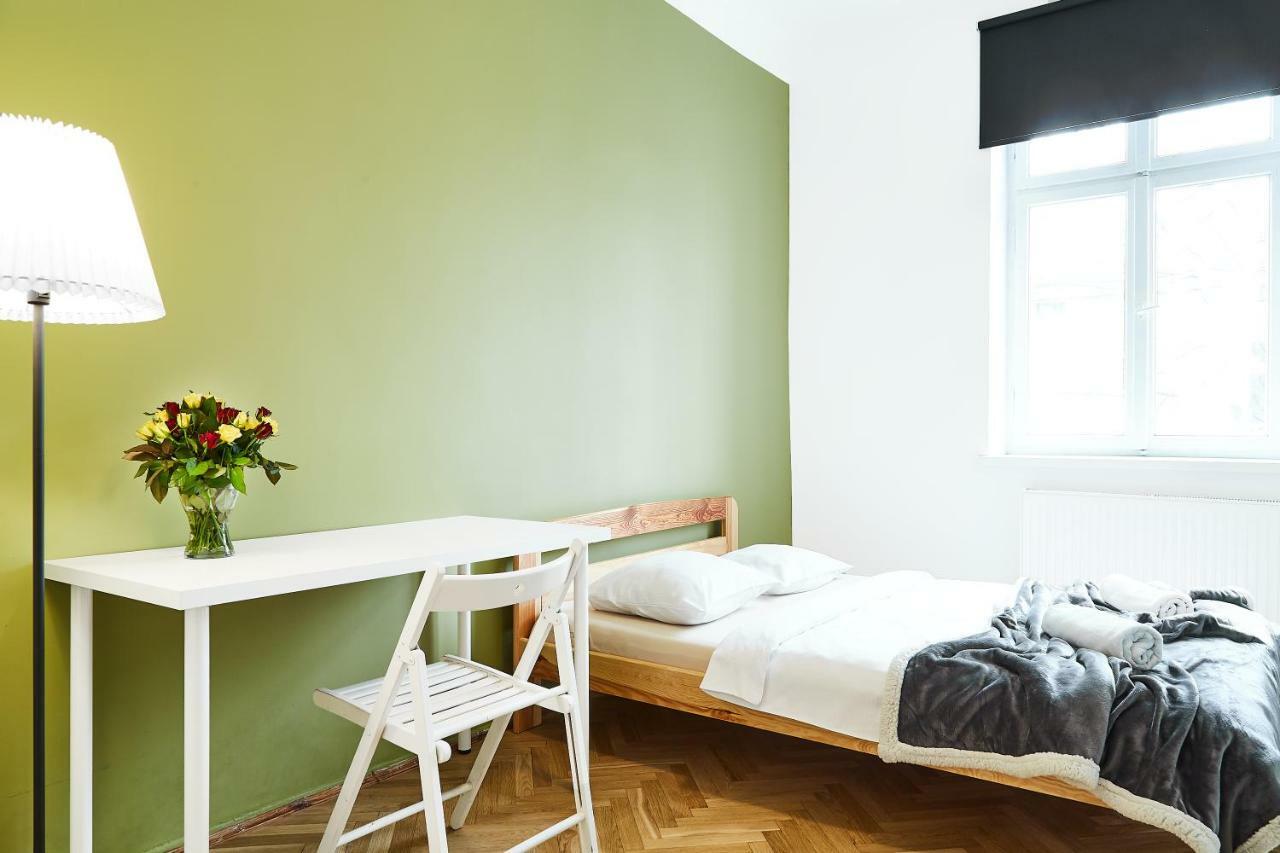 Classic Apartments Pilsudskiego Street Krakow Bagian luar foto
